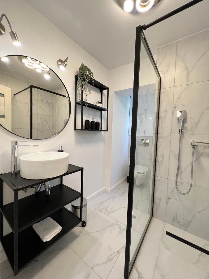 Sky View - Luxury Apartament - Sanador Victoriei Bucareste Exterior foto