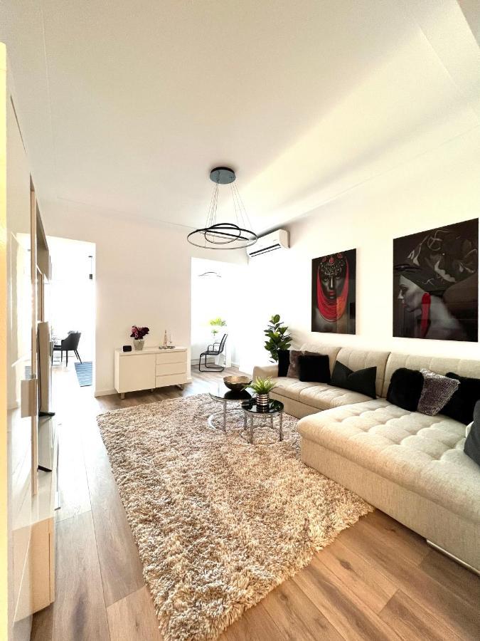 Sky View - Luxury Apartament - Sanador Victoriei Bucareste Exterior foto