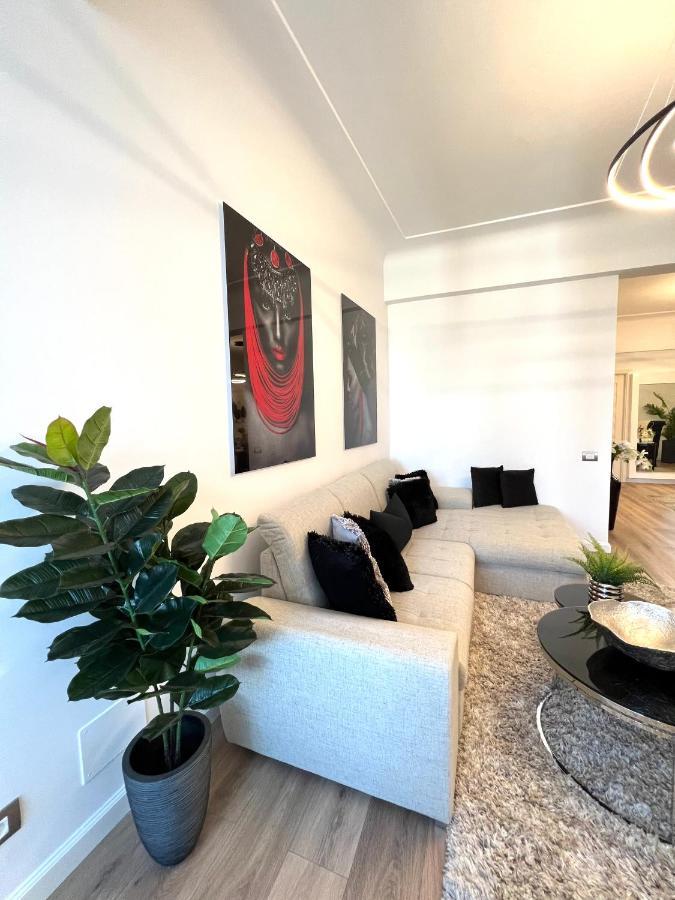 Sky View - Luxury Apartament - Sanador Victoriei Bucareste Exterior foto