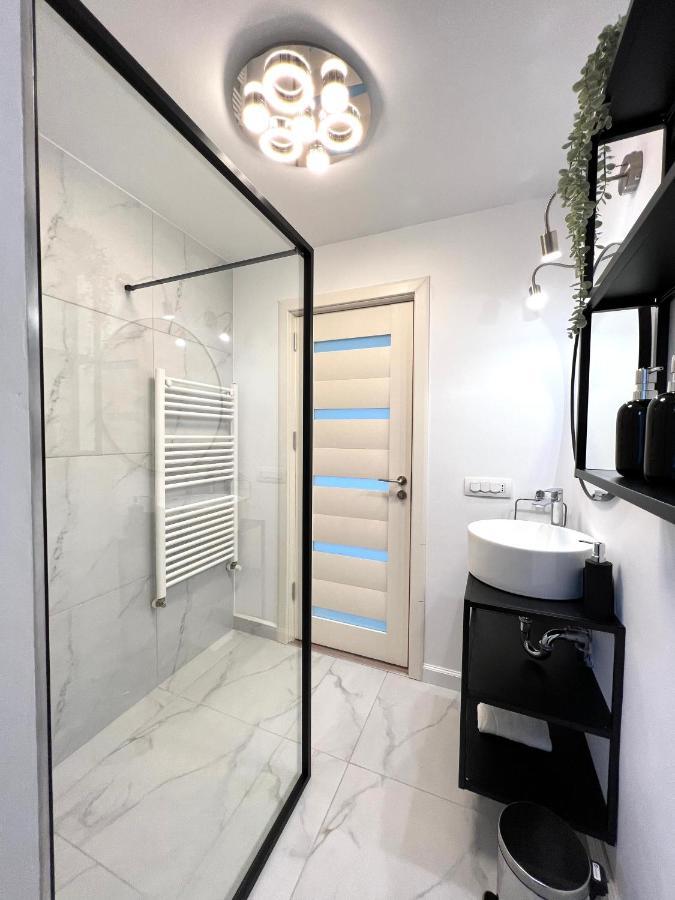 Sky View - Luxury Apartament - Sanador Victoriei Bucareste Exterior foto